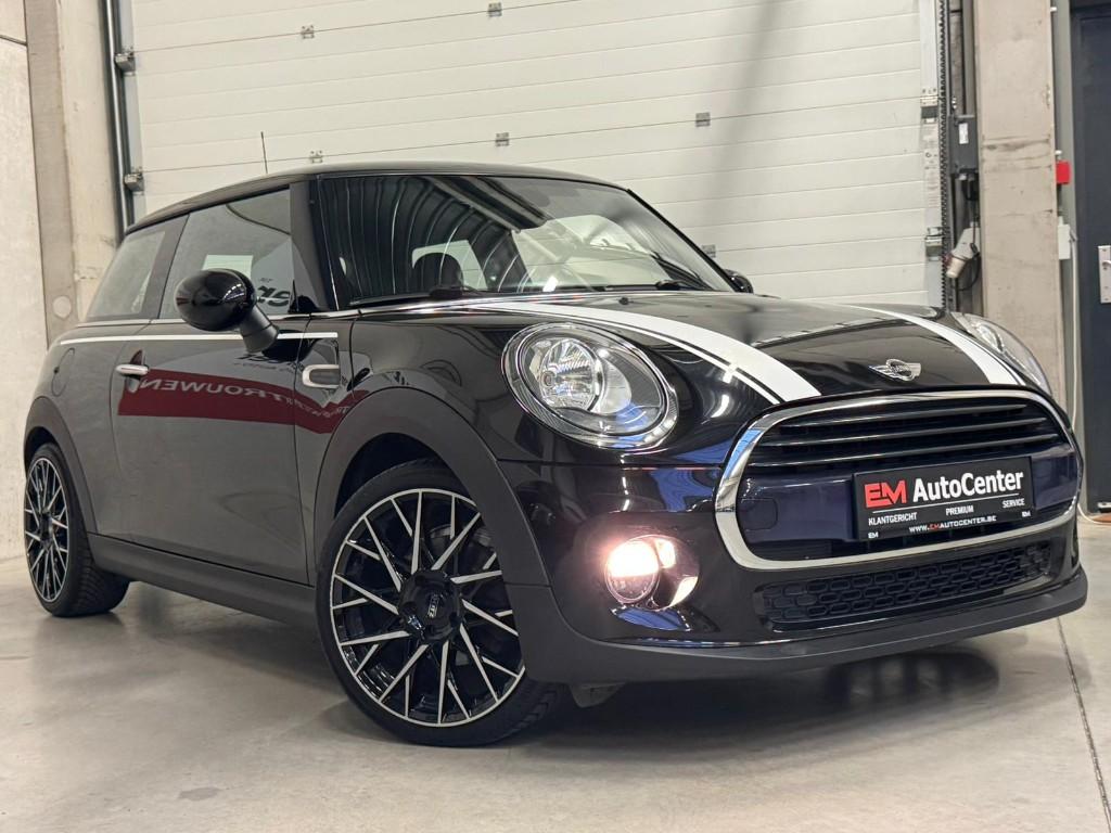 Mini Cooper D 1.5 D Euro6c Digital Airco-Pdc-Cruise-GPS-.., Auto's, Mini, 4 zetels, Stof, Zwart, Bedrijf