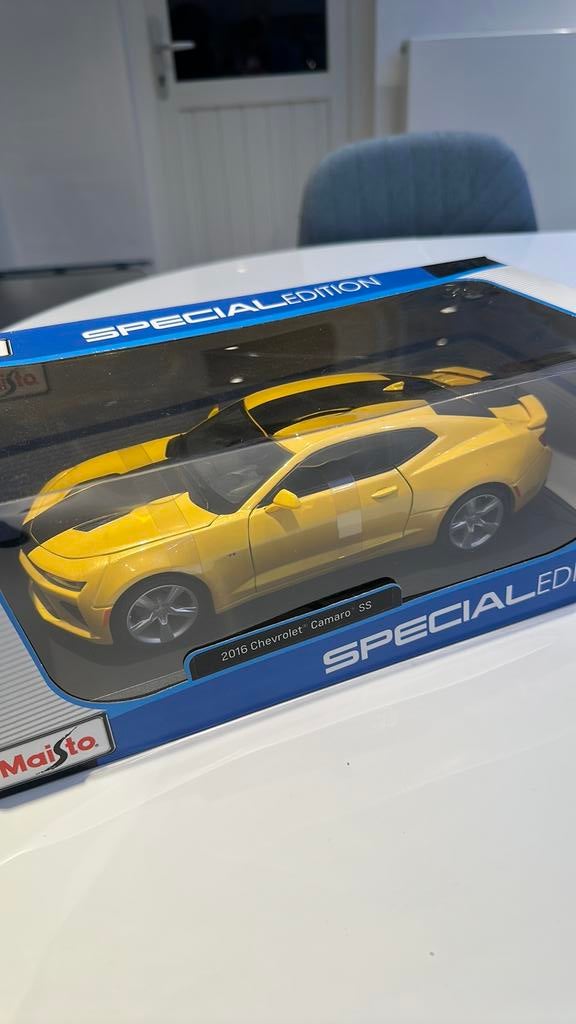 CHEVROLET CAMARO 2016 1/18 état neuf, Hobby & Loisirs créatifs, Voitures miniatures | 1:18, Enlèvement ou Envoi, Neuf, Voiture