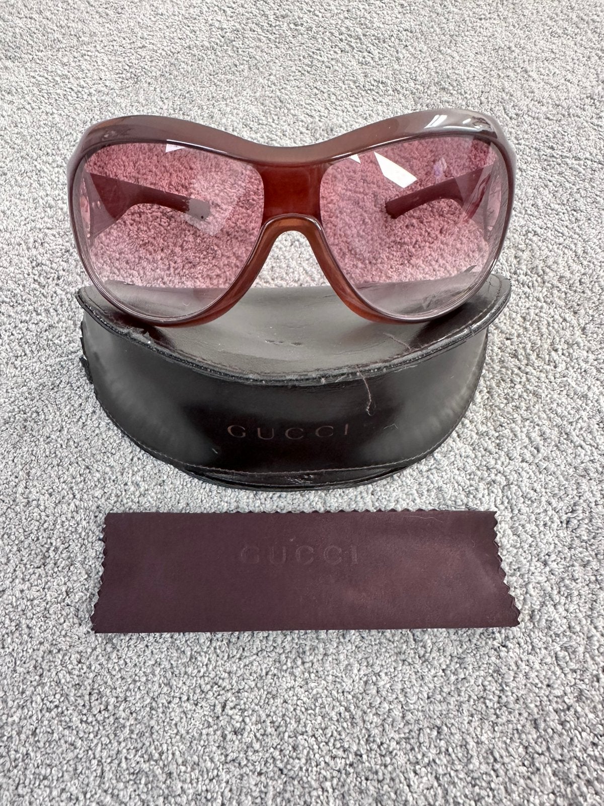 Lunettes Gucci originales + étui, Bijoux, Sacs & Beauté, Autres marques, Brun, Utilisé, Lunettes de soleil