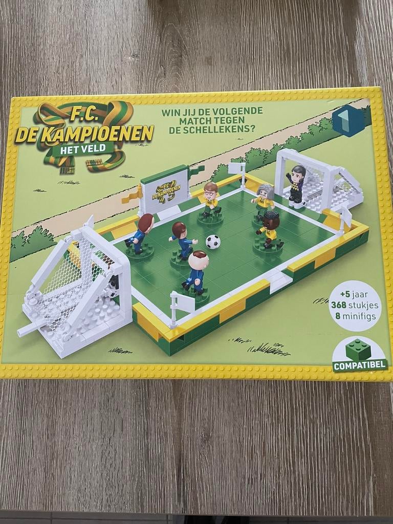Fc de kampioenen het veld en tribune te koop, Ophalen, Nieuw
