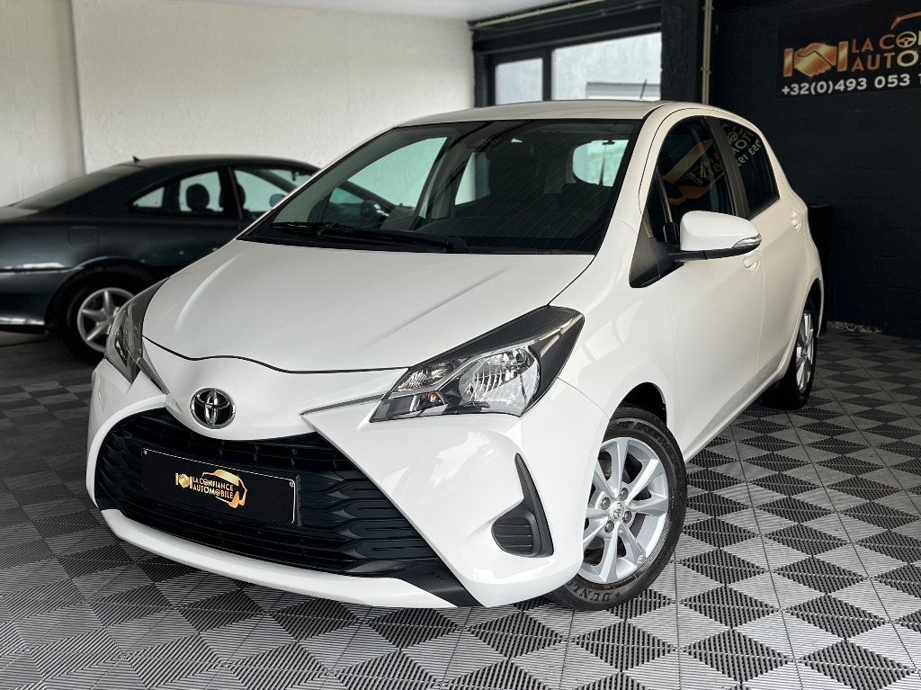 Toyota Yaris 1.5i 1er Propriétaire Garantie 12 Mois, 116 g/km, Achat, Noir, 5 portes