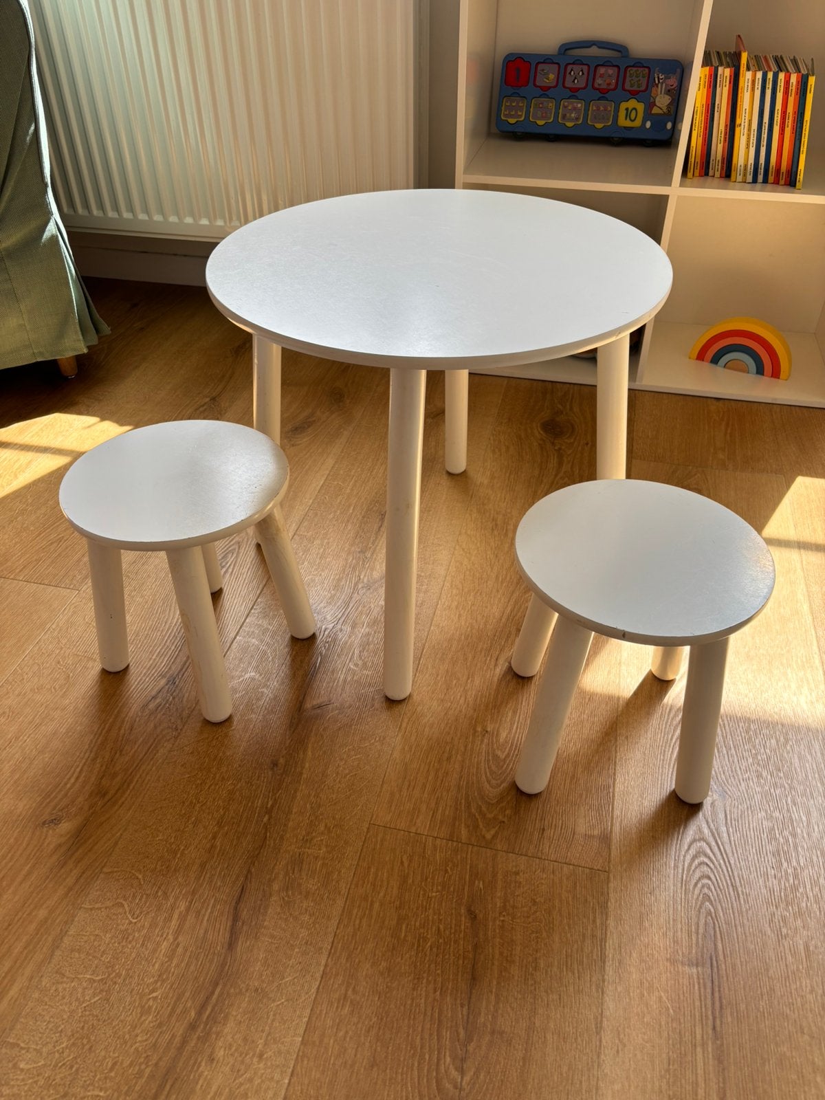 kindertafel met 2 stoeltjes, Kinderen en Baby's, Ophalen, Gebruikt