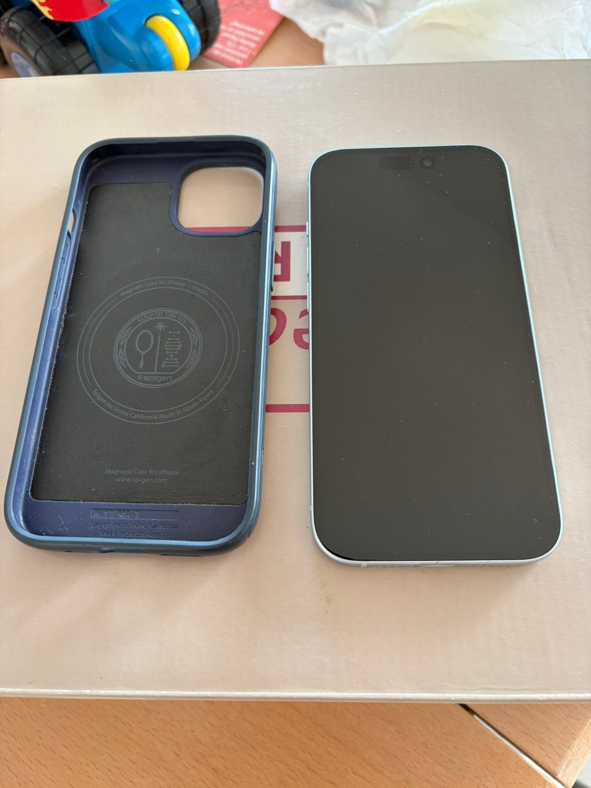 Iphone 15 128Gb wit/zilver, Télécoms, Téléphonie mobile | Housses, Coques & Façades | Apple iPhone, IPhone 15, MagSafe, Comme neuf