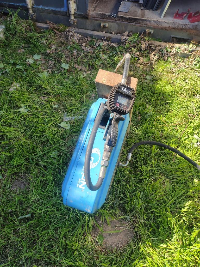 Oliehaspel + pistool, Ophalen