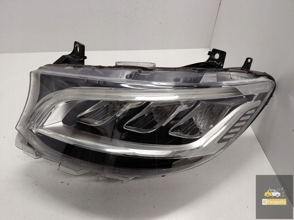 A9109067100, Mercedes Sprinter W907 Full Led linkerlamp, Gebruikt, Mercedes-Benz AG, Mercedes-Benz, Mercedesstrasse 120
70372  Stuttgart, DE