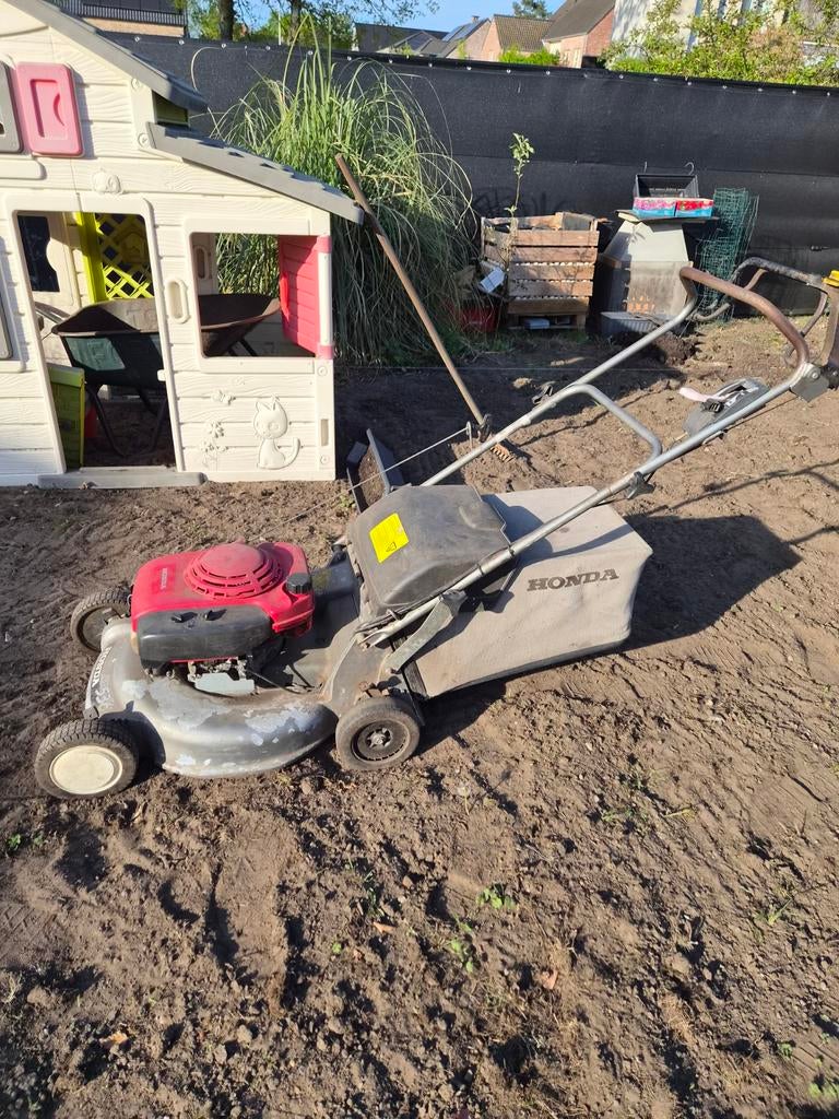 Honda benzine grasmaaier, Ophalen