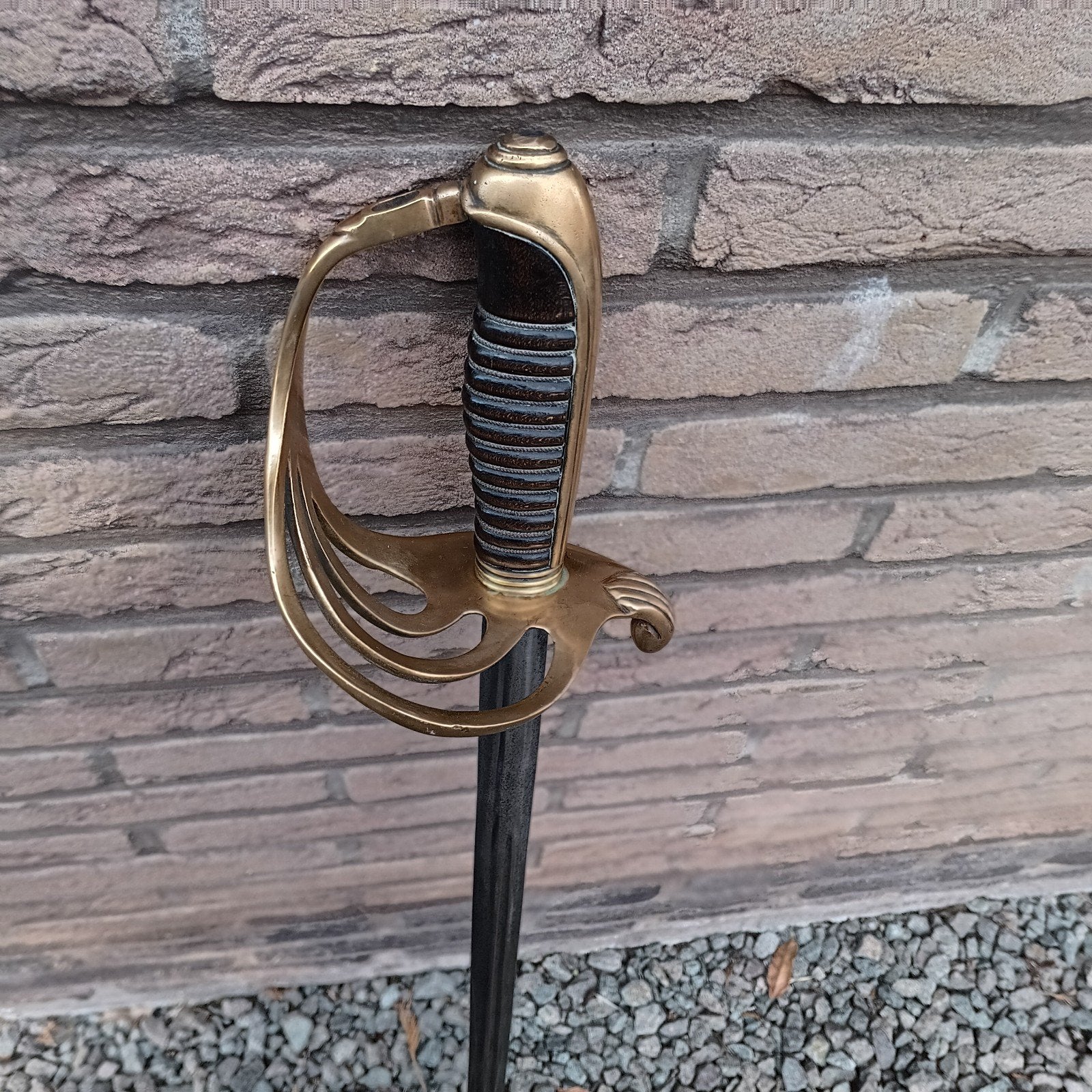 Sabre d'officier français, Collections, Enlèvement