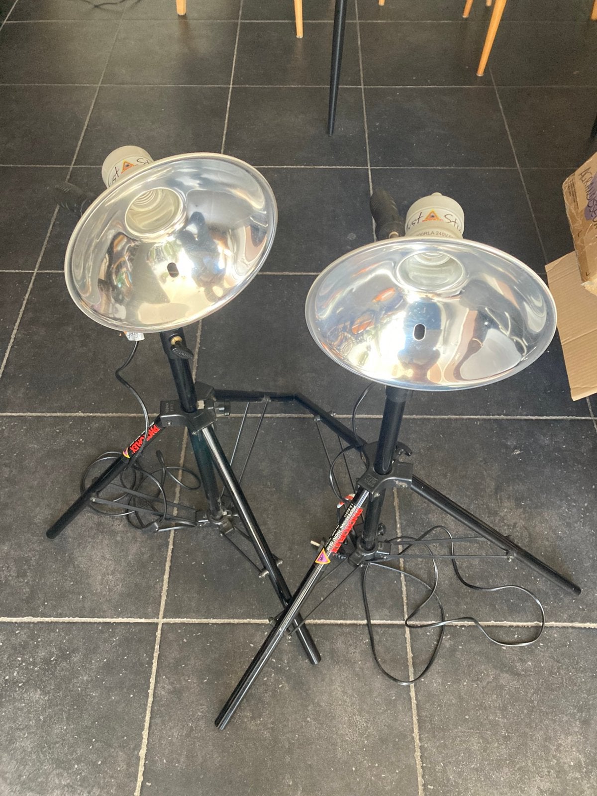 Spots de studio sur trépieds, Enlèvement, Comme neuf