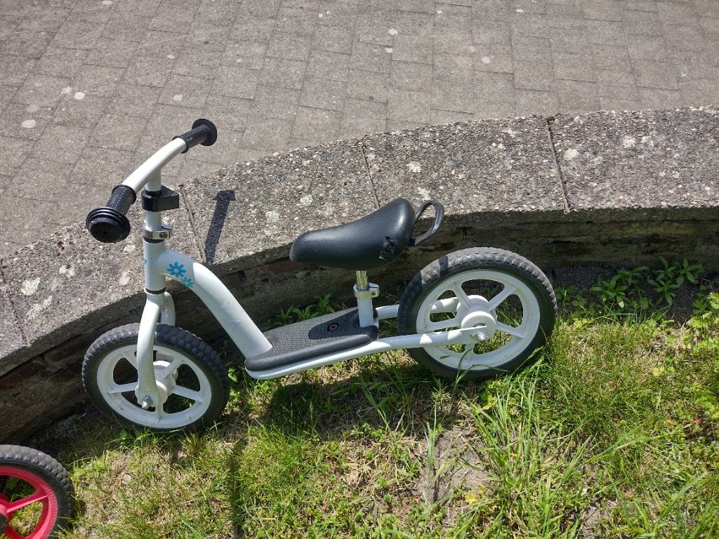 Loopfiets, Kinderen en Baby's, Speelgoed | Buiten | Voertuigen en Loopfietsen, Ophalen, Gebruikt, Loopfiets