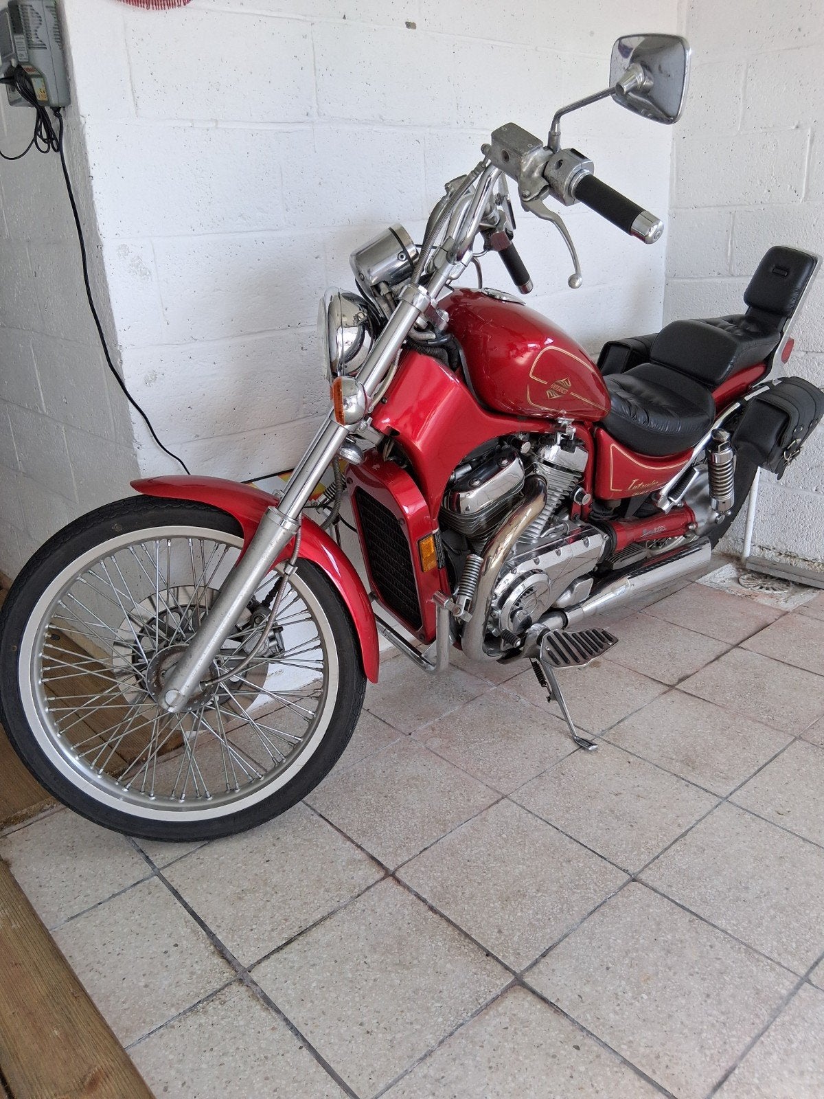 SUZUKI VS 8OO INTRUDER, Motos, Particulier