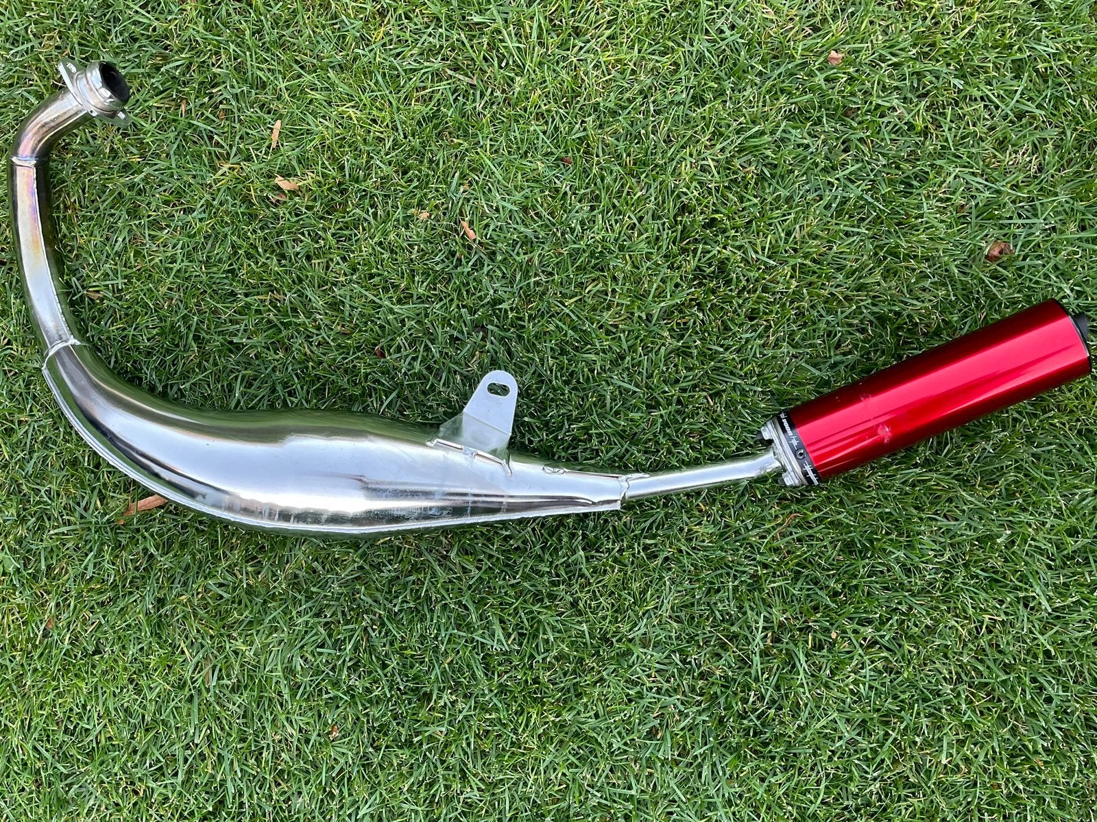 Voca chrome uitlaat, Ophalen, Zo goed als nieuw, Klasse B (45 km/u)