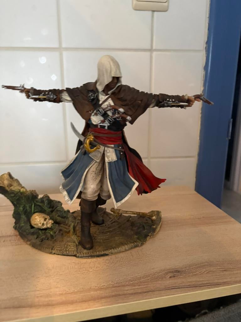 Assasin’s Creed Edward Kenway the Assasin Pirate, Ophalen, Zo goed als nieuw, Fantasy
