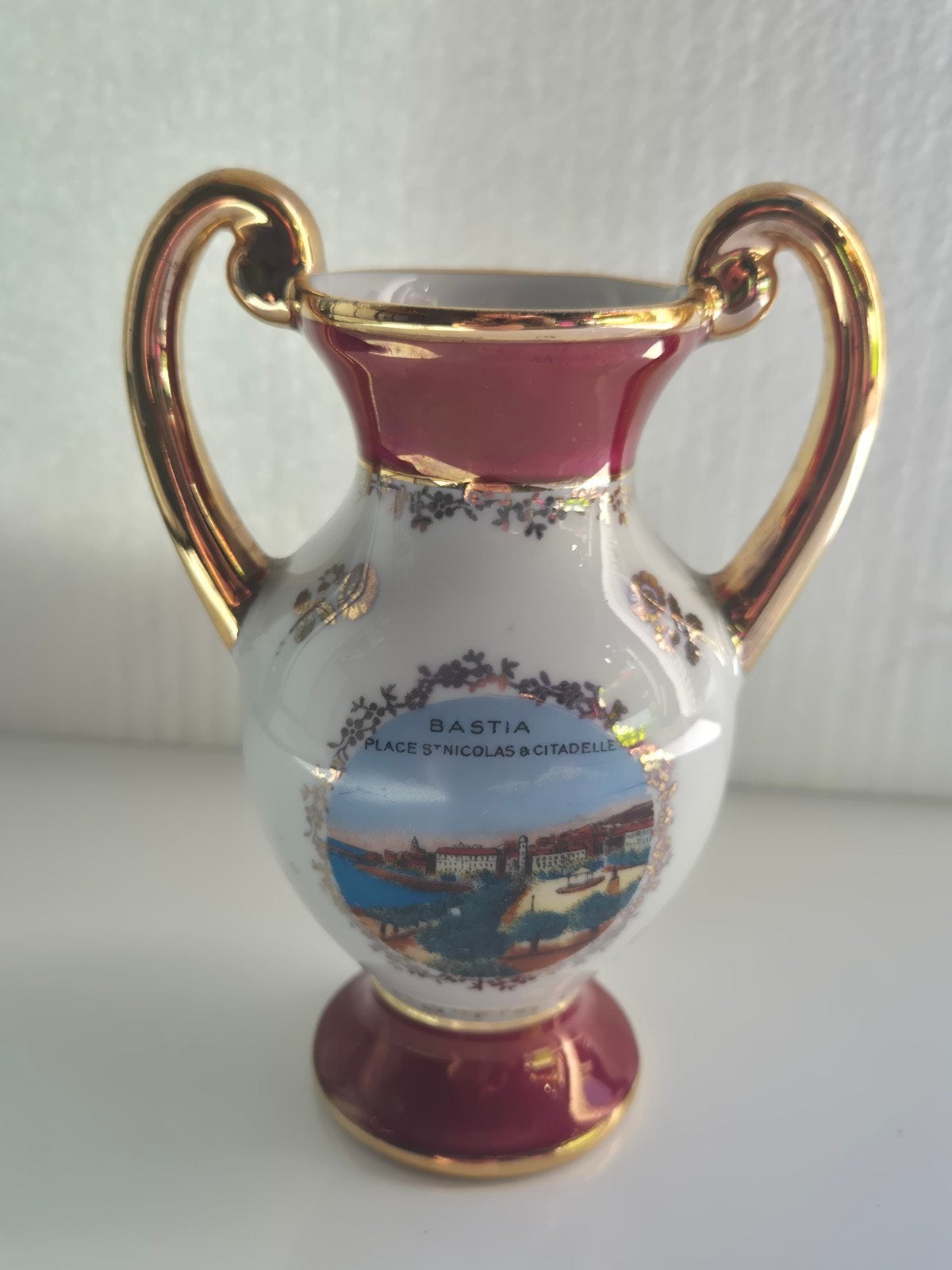 Vase souvenir vintage en porcelaine française Bastia Corsica, Enlèvement ou Envoi