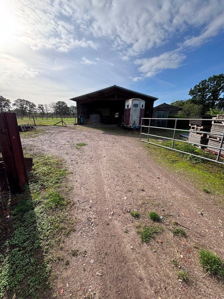 Paardenstal te huur met weidegang in Olen 200 euro, Mise à l'étable, 2 ou 3 chevaux ou poneys
