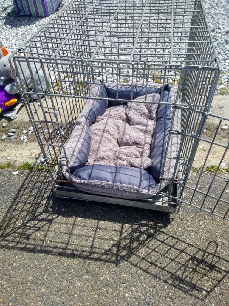 Kleine bench met grijs kussen, Enlèvement