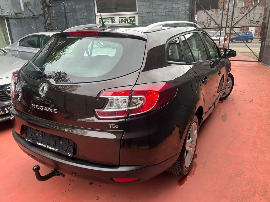 Renault Mégane 2016 130000km onderhoudsboek 1.2 ess, Auto's, Bedrijf, Onderhoudsboekje, Te koop, Mégane