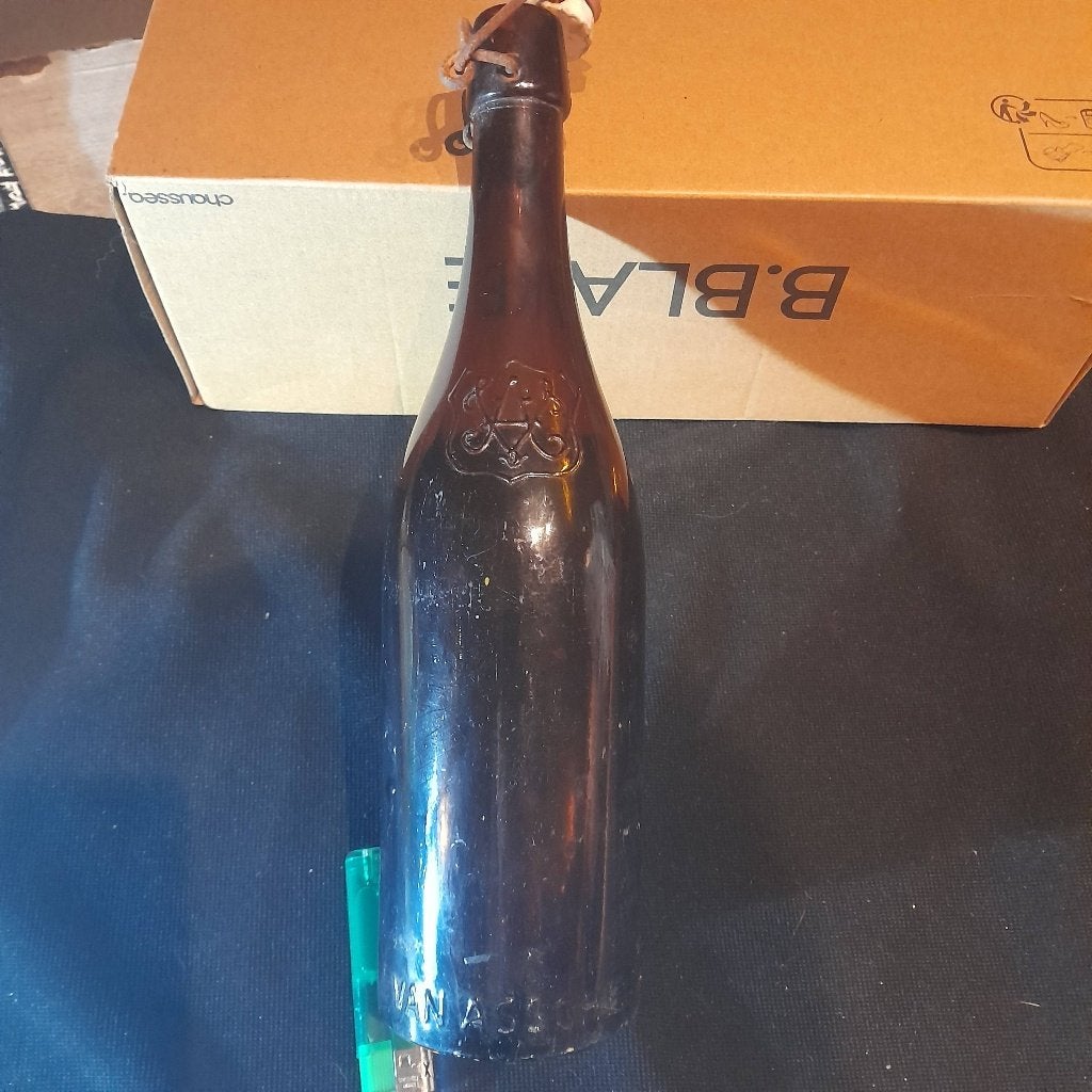 Oude fles 75 cl brouwerij Van Assche St gilles dendermonde, Verzamelen, Ophalen of Verzenden, Zo goed als nieuw