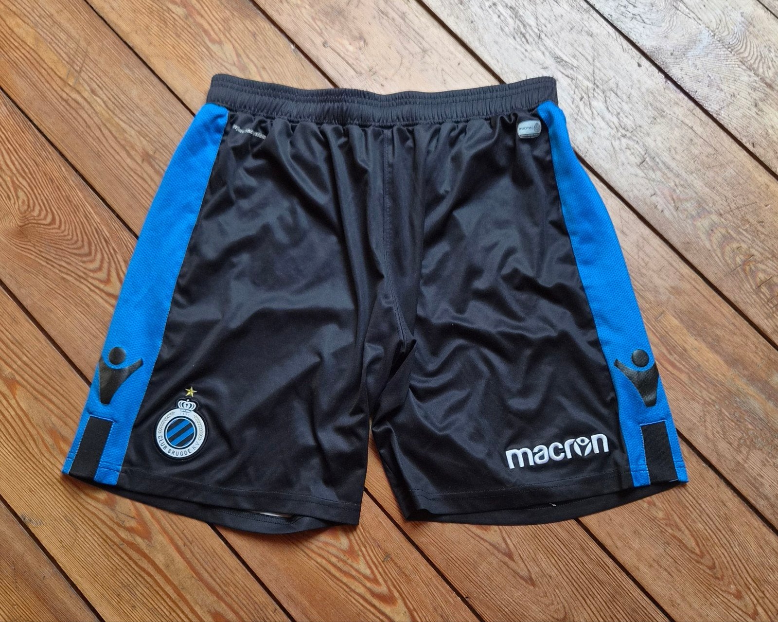 Voetbalshort Club Brugge (Large), Vêtements | Hommes, Vêtements de sport, Football, Enlèvement ou Envoi, Macron, Noir
