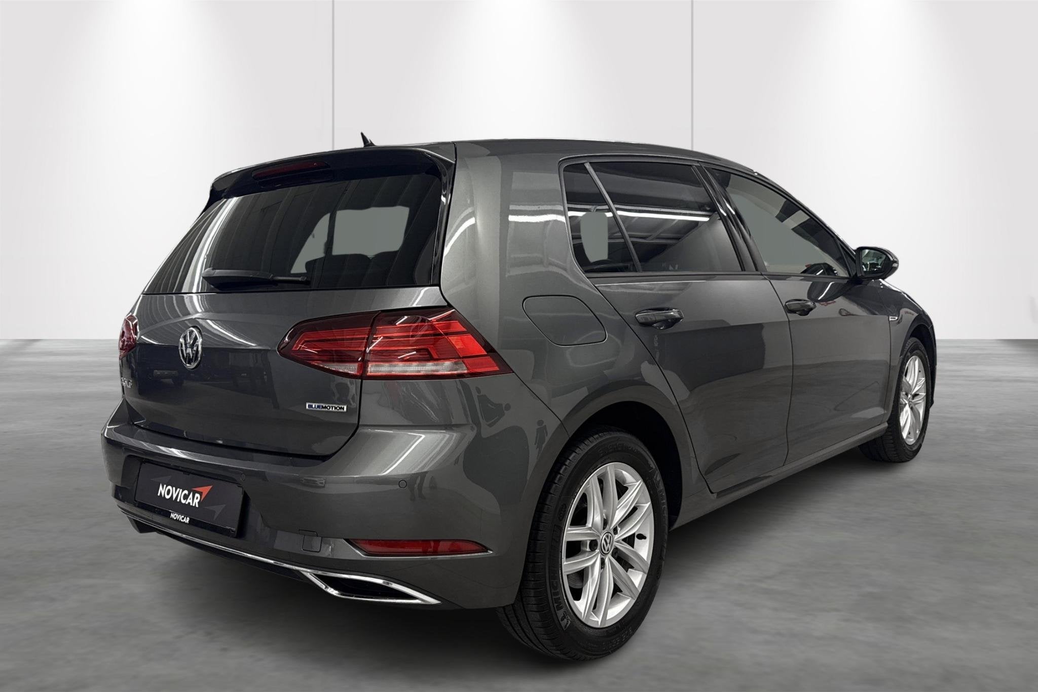 Volkswagen Golf 1.5 TGi BlueMotion 96kW Highline + SENSOREN, Autos, Argent ou Gris, 1350 kg, Boîte manuelle, 5 portes