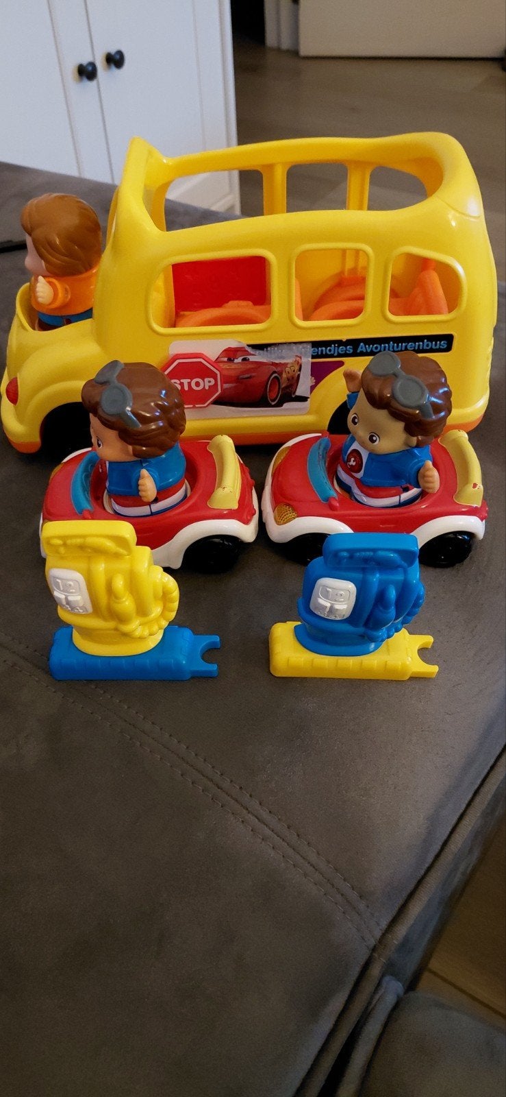 little People - bus autonome + 2 voitures + 3 communicantes, Enlèvement, Utilisé, Set de jeu, Avec lumière