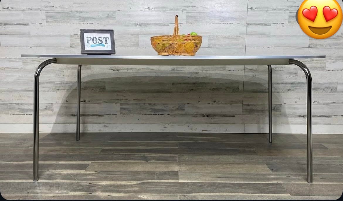 Witte ovale tafel van Ikea, Huis en Inrichting, Ophalen, Zo goed als nieuw