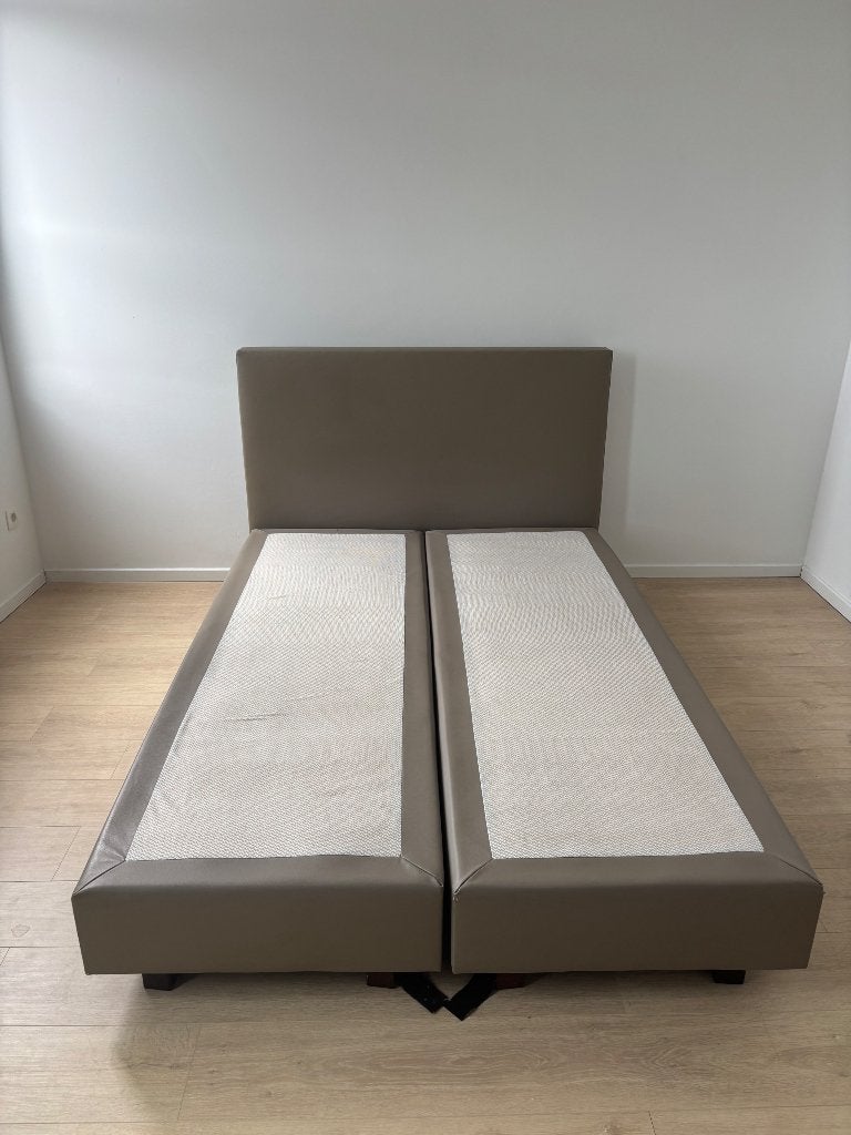 Boxspring 140x200cm, Huis en Inrichting, Ophalen, Gebruikt, 140 cm, Twijfelaar