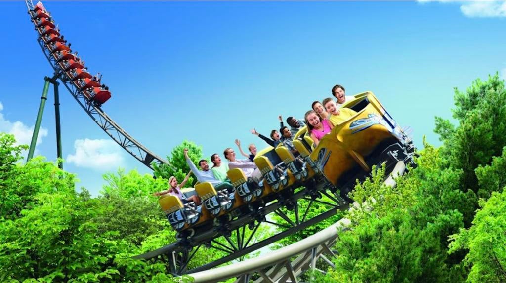 4 tickets bellewaerde + parkingticket 15 mei, Tickets en Kaartjes, Drie personen of meer, Ticket of Toegangskaart