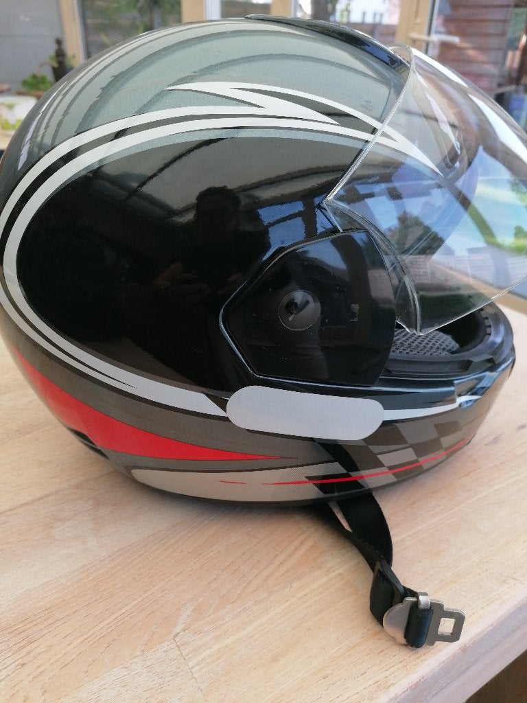 Motorhelm, Motoren, Ophalen