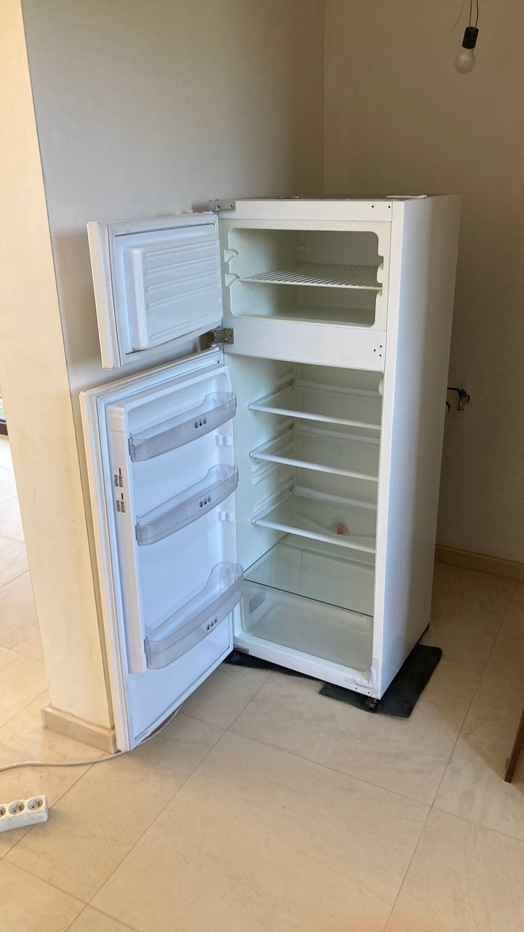 Inbouwkoelkast met vriezer whirlpool, Elektronische apparatuur, Koelkasten en IJskasten, Ophalen, Gebruikt, Met aparte vriezer