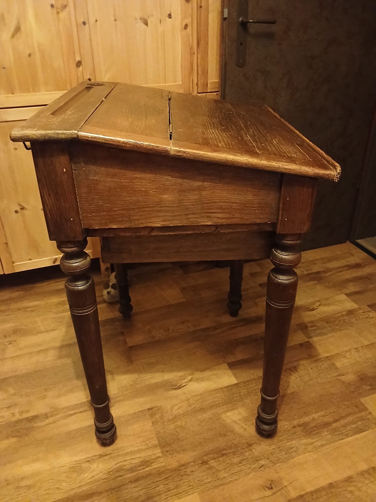 1900 schrijftafel, Ophalen