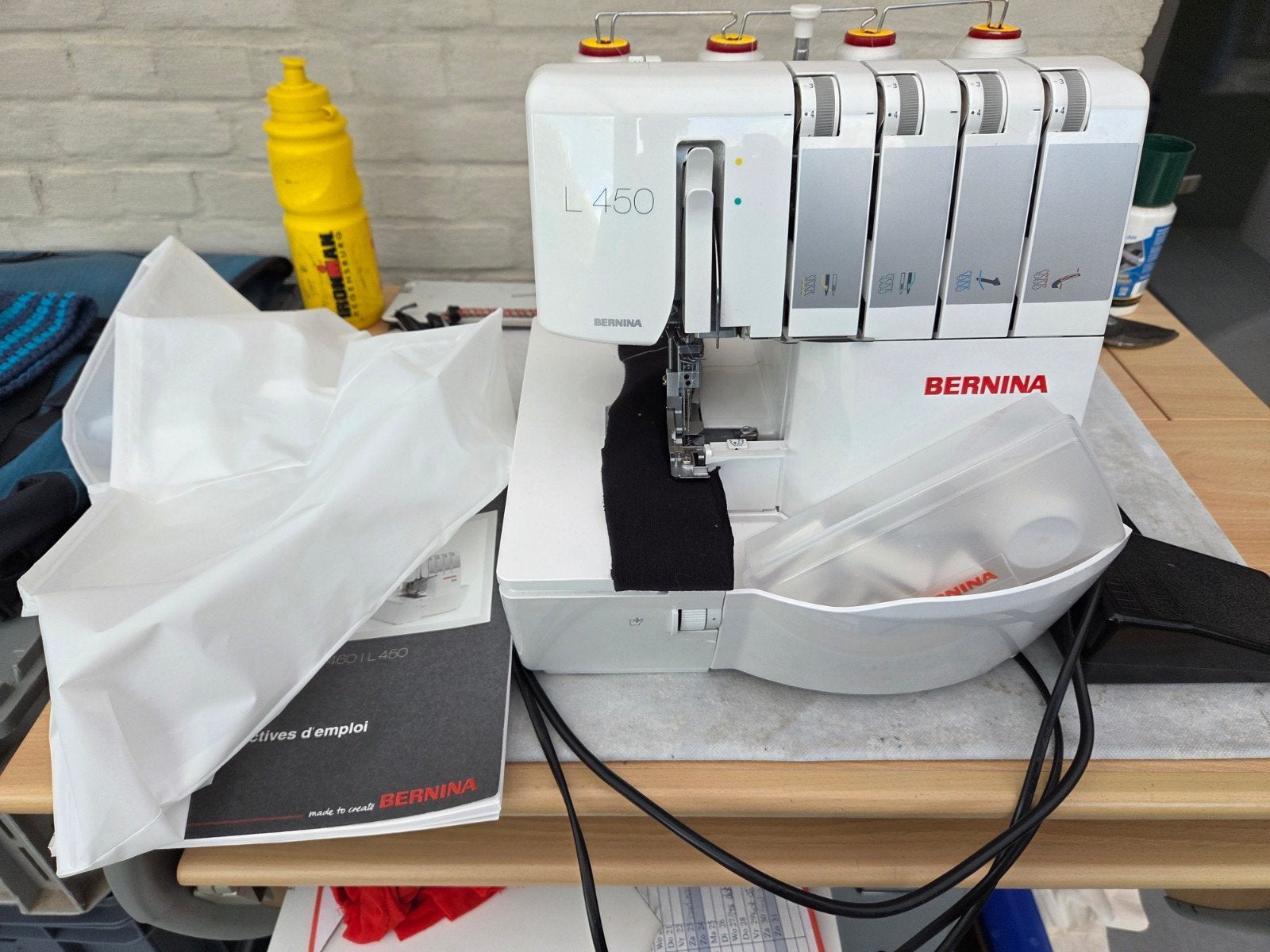 Bernina L 450  L450 overlock, Hobby en Vrije tijd, Ophalen of Verzenden, Accessoires, Bernina