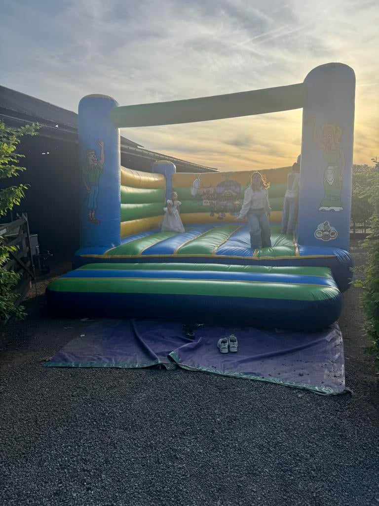 Springkastel, Ophalen, Zo goed als nieuw
