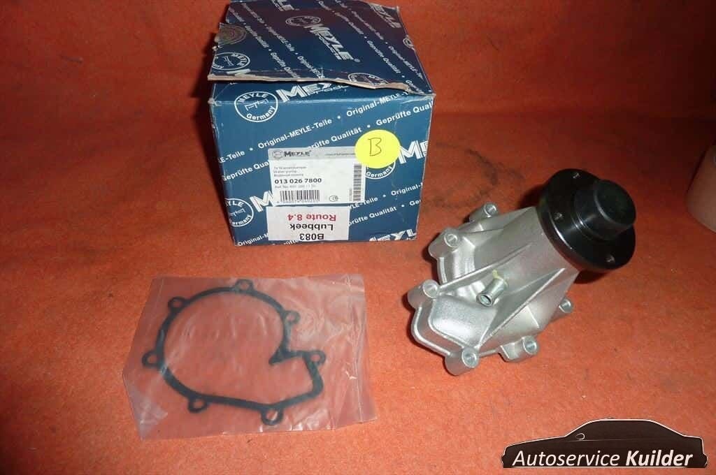 Waterpomp Mercedes C220D  E220D Nieuw Meyle,, -, Nieuw, Ophalen of Verzenden, -