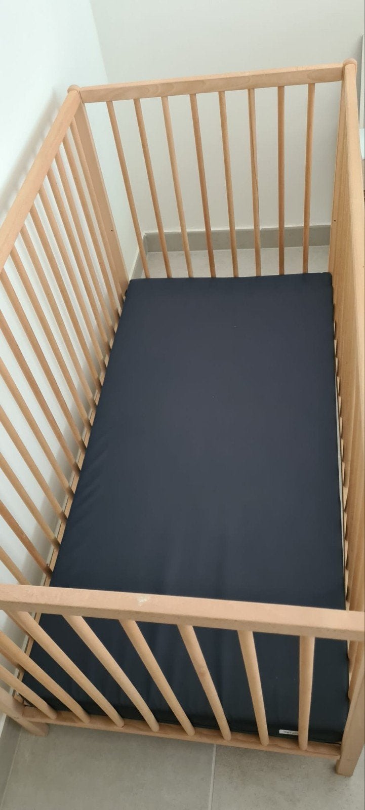 kinderbedje in zeergoede staat met matras, Kinderen en Baby's, Kinderkamer | Bedden, Ophalen, Matras