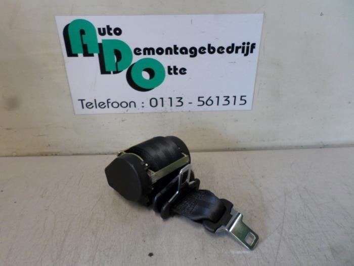 Ceinture de sécurité arrière droite d'un Peugeot 307, -, 3 mois de garantie, Utilisé, -