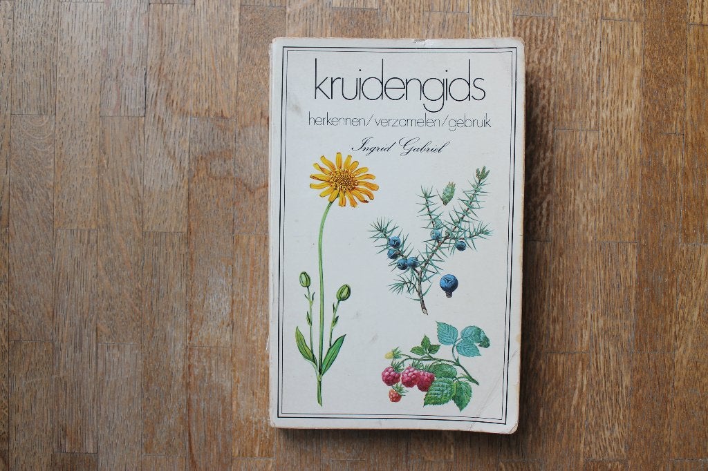 Kruidengids herkennen/verzamelen/gebruik, Gelezen, Bloemen, Planten en Bomen, Ophalen of Verzenden, Ingrid Gabriel