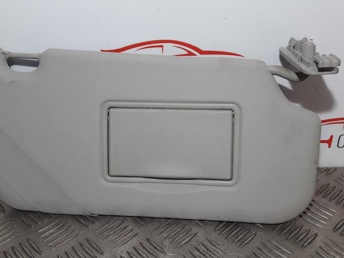 Pare-soleil d'un Ford Fiesta, -, 3 mois de garantie, -, -