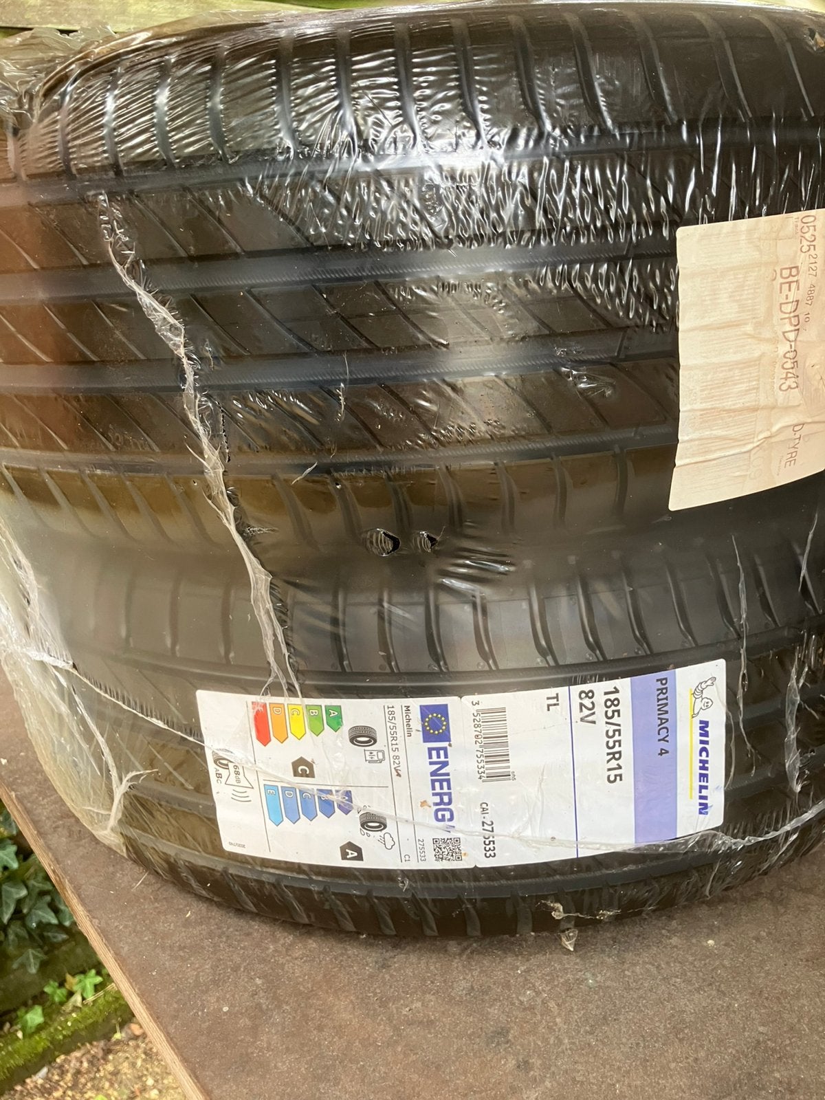 Michelin 185/55R15  82V, Auto-onderdelen, Banden en Velgen, Ophalen, Band(en)