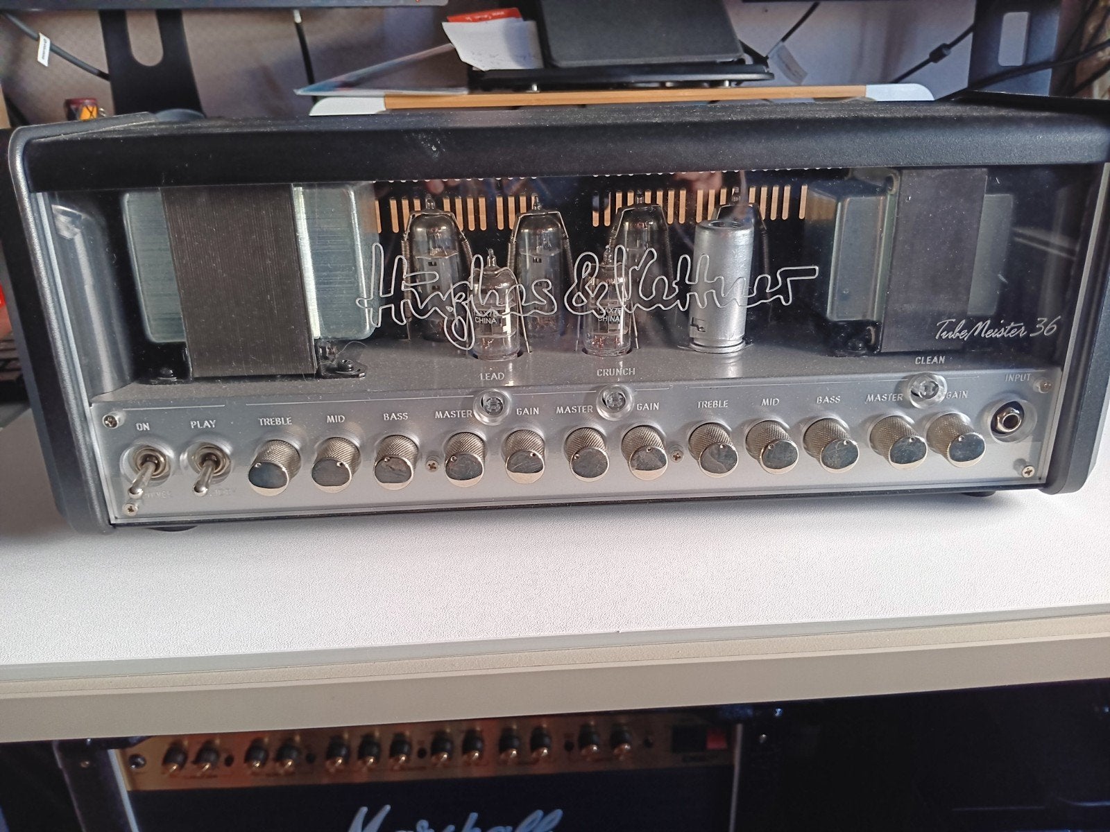 hughes kettner, Musique & Instruments, Enlèvement ou Envoi, Comme neuf, Guitare, Moins de 50 watts