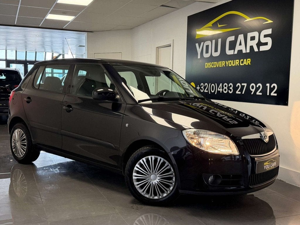 Skoda Fabia 1.2i Ambiente 1 Jaar garantie, Autos, Skoda, Achat, Euro 6, Entreprise, 2 places