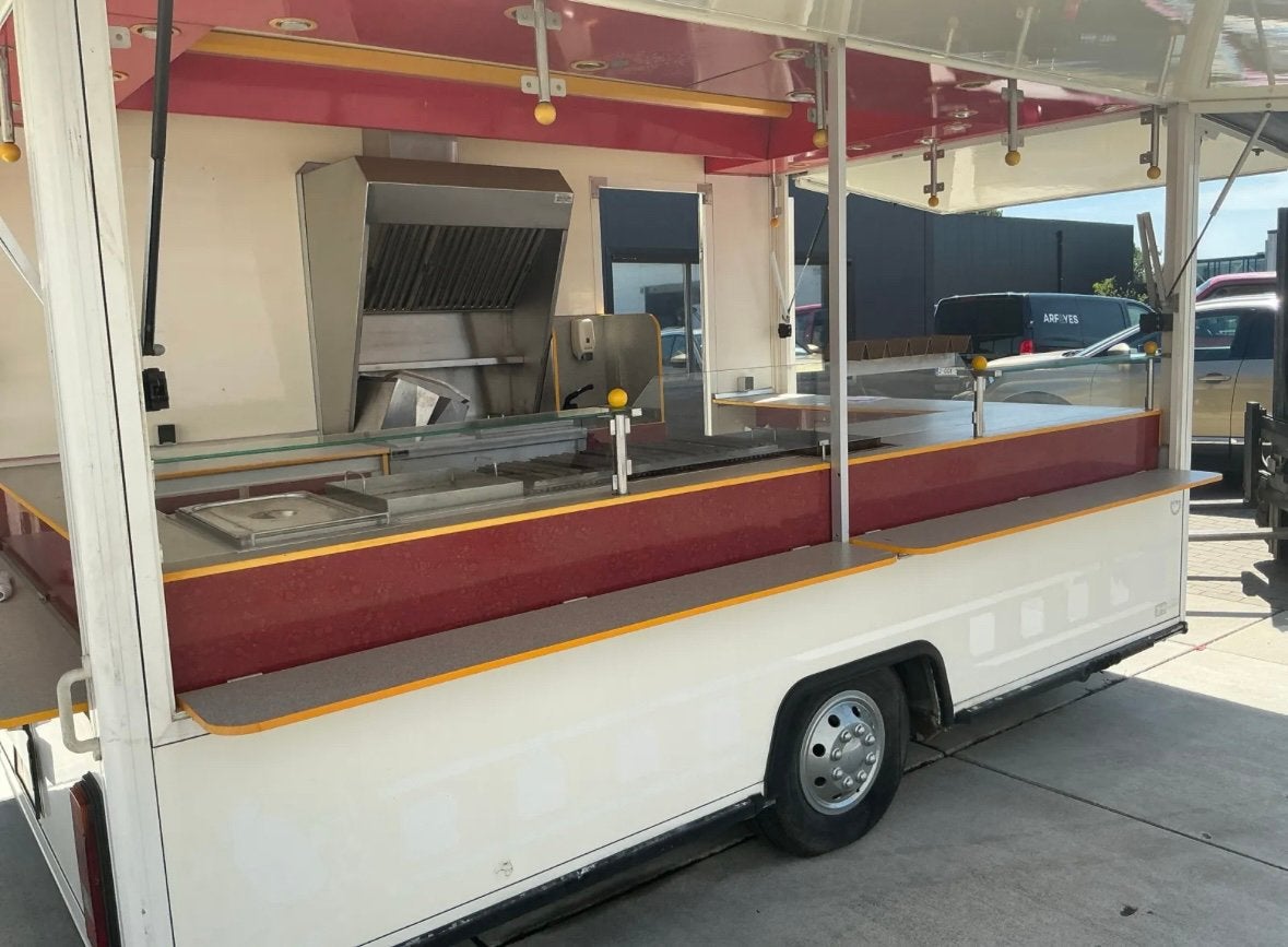 FOODTRUCK REMORQUE SEBA BORCO HOHNS, Enlèvement
