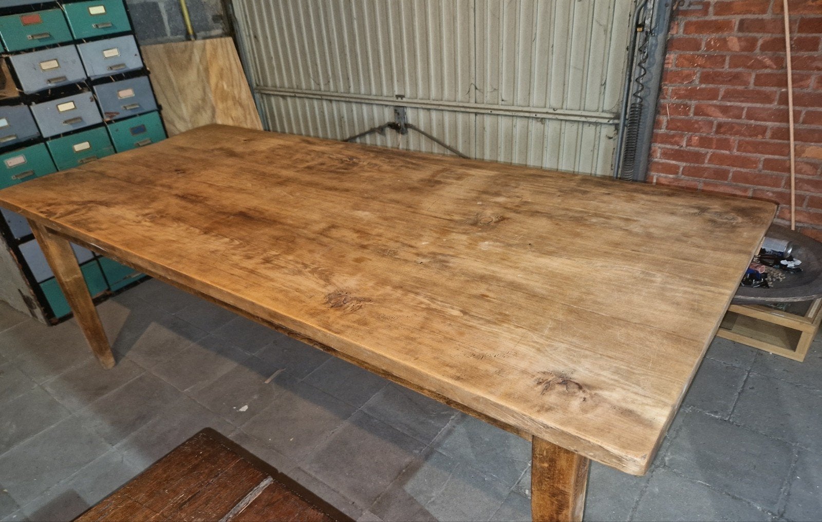 Table de monastère en chêne français, Enlèvement