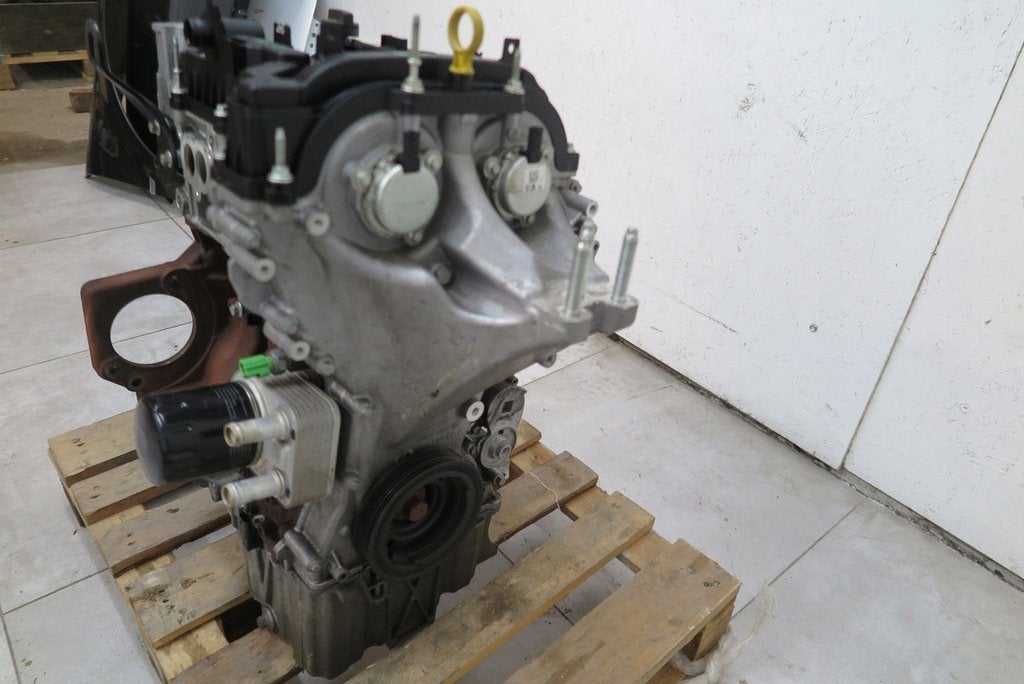Moteur SFJA Nu FORD B-MAX FIESTA, Envoi, Utilisé, Skoda