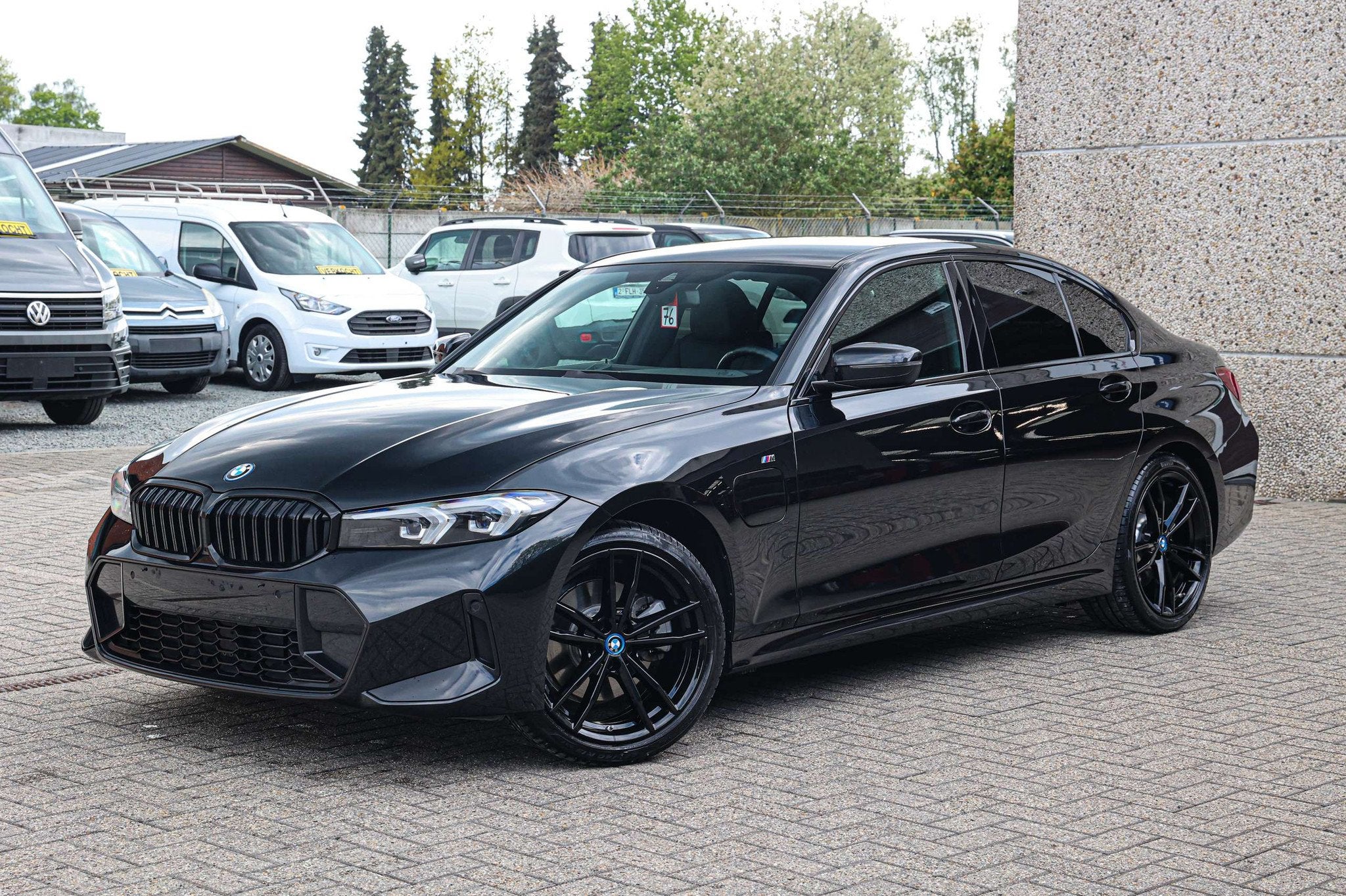 BMW 3 Serie 320 M-PAKKET*BENZINE-PLUG-IN-HYBRIDE*AUTOMAAT*NI, Auto's, BMW, Automaat, Achterwielaandrijving, 4 cilinders, Zwart
