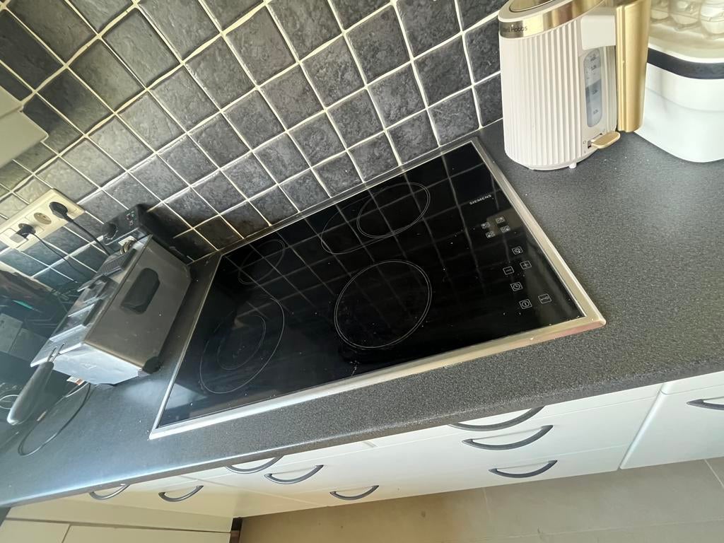 Keuken prijs overeen te komen, Enlèvement, Comme neuf