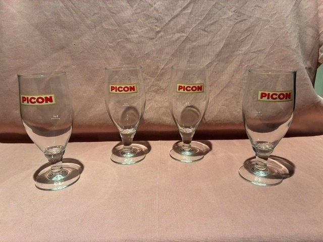 4 Picon glazen op voet, Verzamelen, Glas en Drinkglazen, Ophalen of Verzenden, Zo goed als nieuw, Overige typen