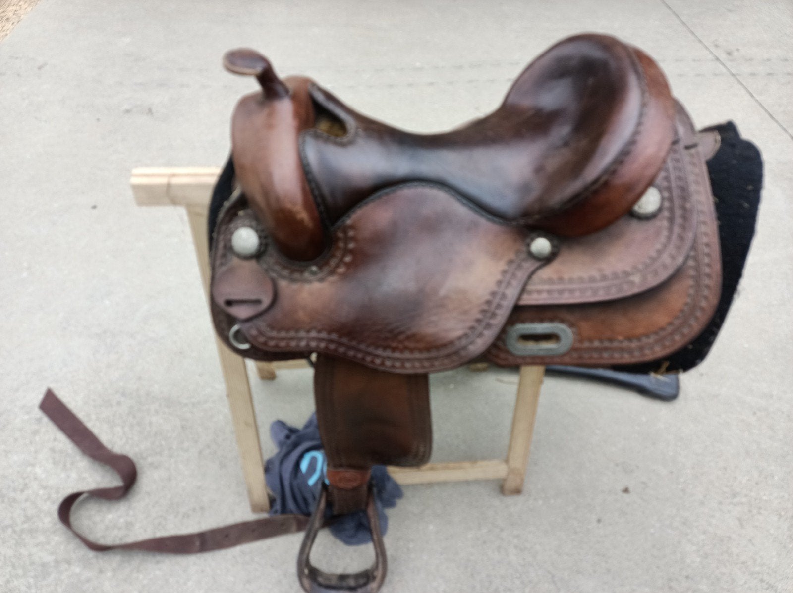 Westwood westernzadel, Animaux & Accessoires, Chevaux & Poneys | Selles, Enlèvement