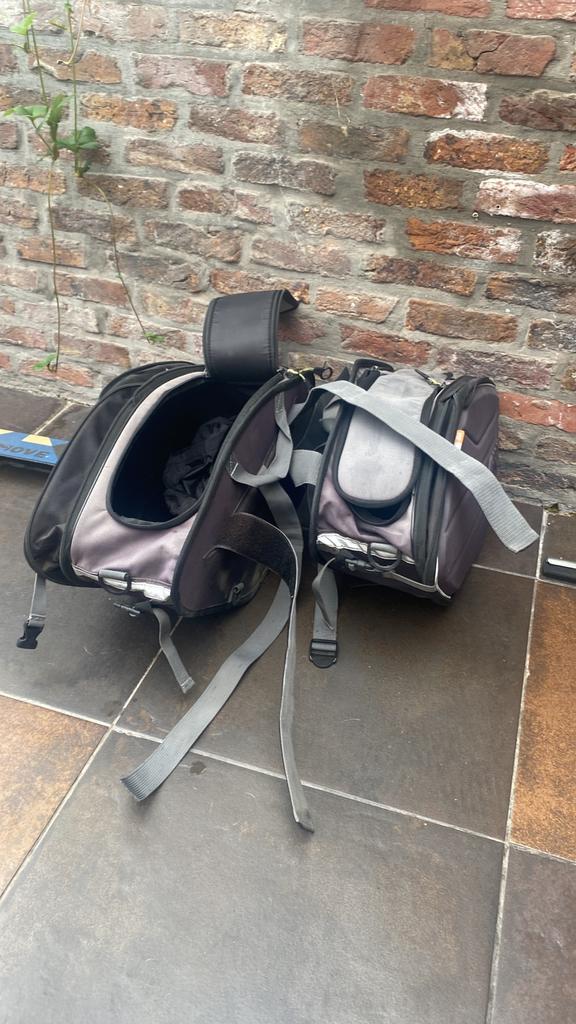 Givi tassen honda cb650r, Motoren, Onderdelen | Honda, Ophalen, Gebruikt