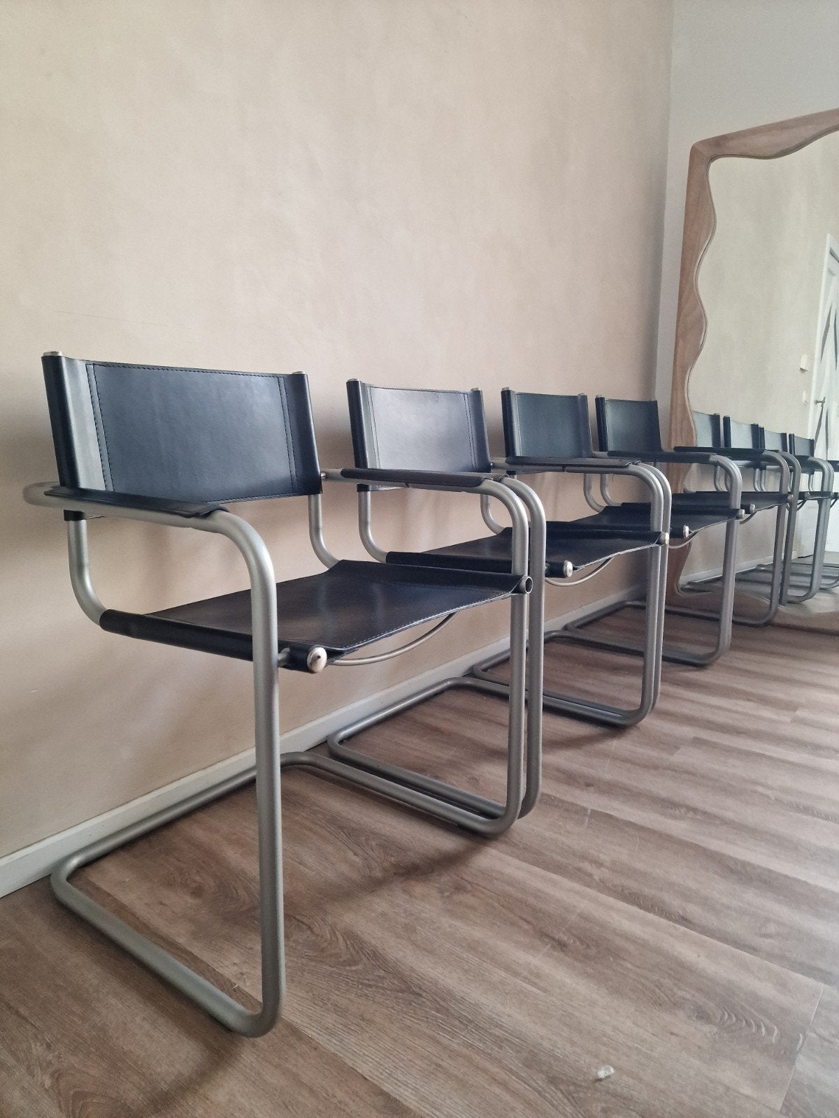 4 vintage stoelen marcel breuer design, Ophalen, Zwart