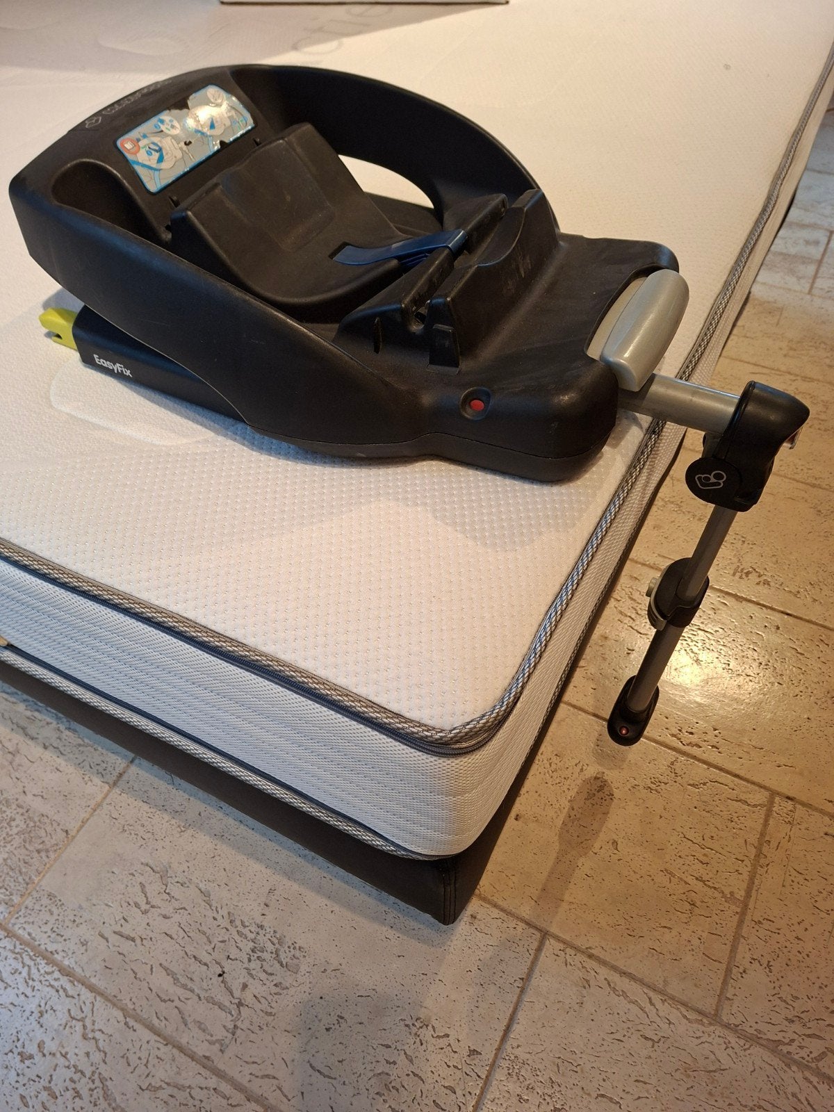 maxi-cosi easyFix en EasyBase 2, Ophalen, Autogordel of Isofix, Gebruikt, 0 t/m 13 kg